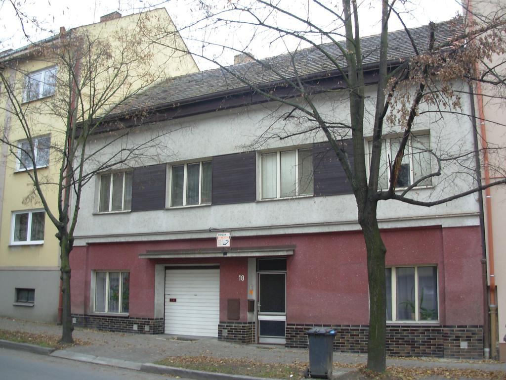 Penzion Hlinkova Plzen Luaran gambar