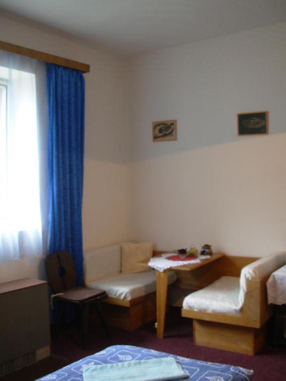 Penzion Hlinkova Plzen Luaran gambar